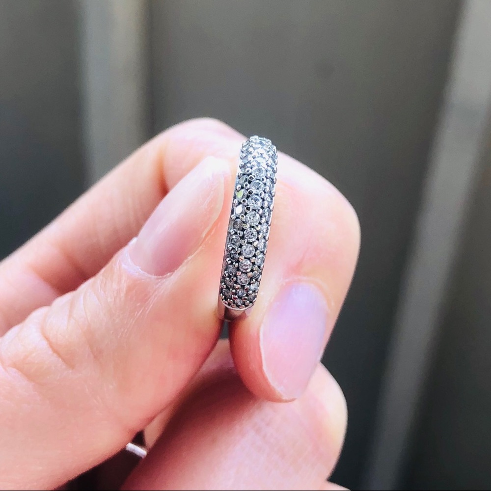 14k White Gold & Diamond Pavé Band 1/2 tcw